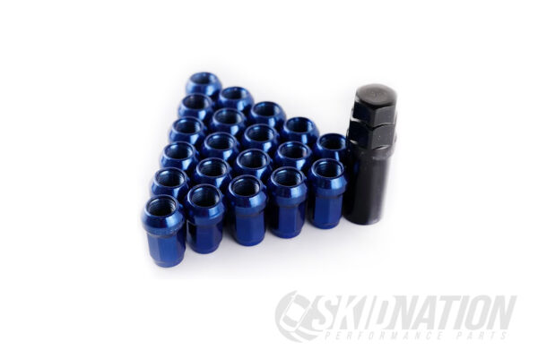 Blue Wheel Lug Nuts from High-Quality Steel M12x1.5