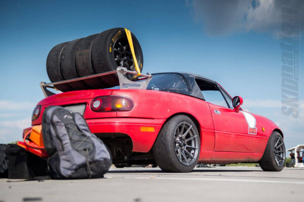 Mazda MX-5 wheel rack